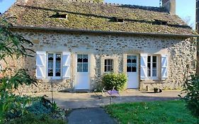 Rêves de Gamins, Gîte de campagne La Camusière proche du pôle Européen et 24h